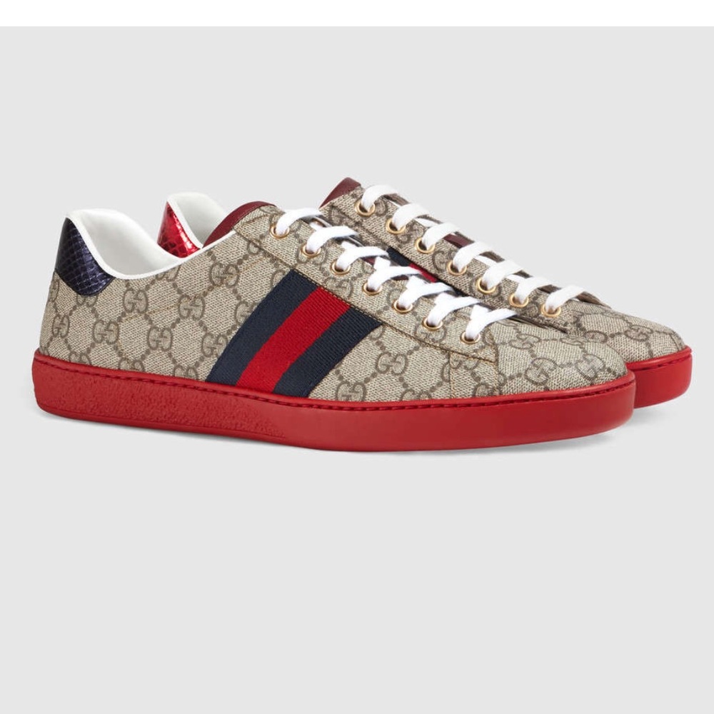 Meet your Posher, Carlos